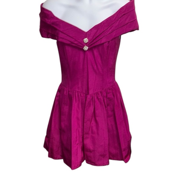 Jessica McClintock Pink Off-Shoulder Party Barbie Prom 80’s Ruched A-Line Dress - Picture 3 of 15